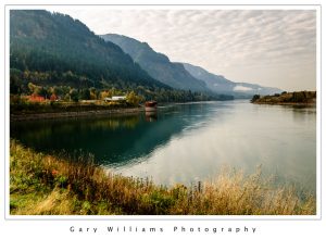 Photograph of the Columbia River in Oregon